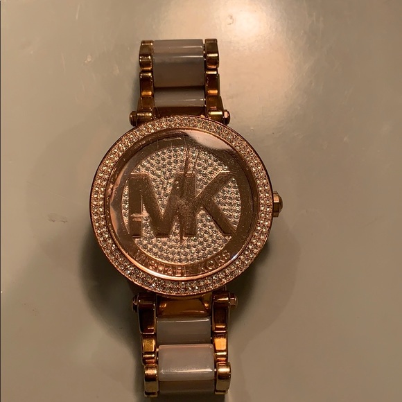 Michael kors watch - Picture 1 of 4